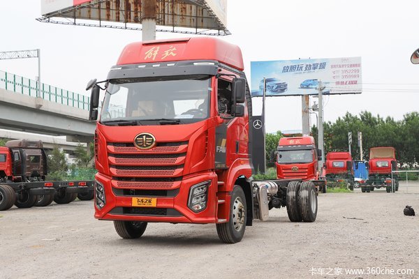 解放J6G载货车忻州市火热促销中 让利高达1万