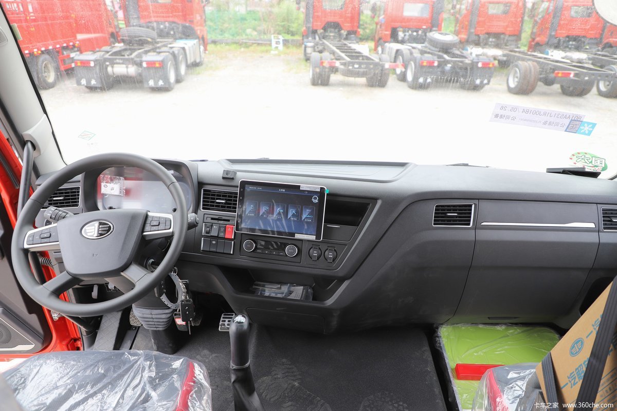 【图】一汽解放 J6G 领航版 280马力 4X2 7.7米厢式载货车(CA5181XXYP62K1L5E6)_实拍图片_1685122_卡车之家