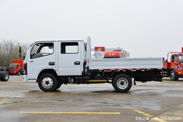 多利卡D5载货车重庆市火热促销中 让利高达0.3万