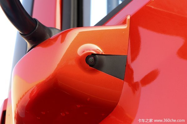 青岛解放JH6 中长途运输 首选车型 低油耗 大空间 高舒适
