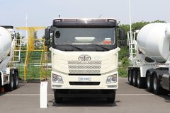 青岛解放 JH6 410马力 8X4 CNG混凝土搅拌运输车(CA1310P27K15L3T4S2NE6A81)