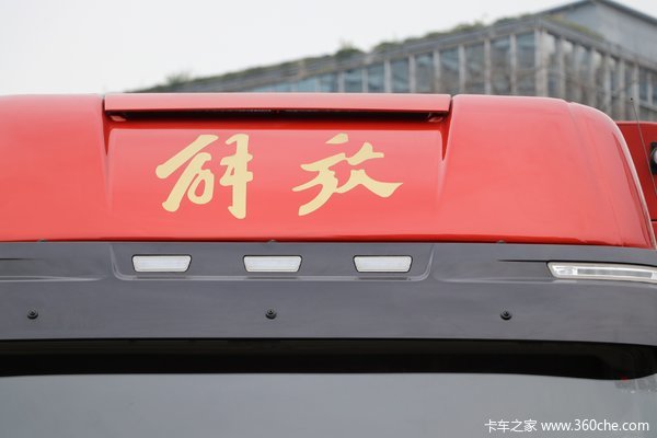 一汽解放J6G 载货车 新 车 已 到