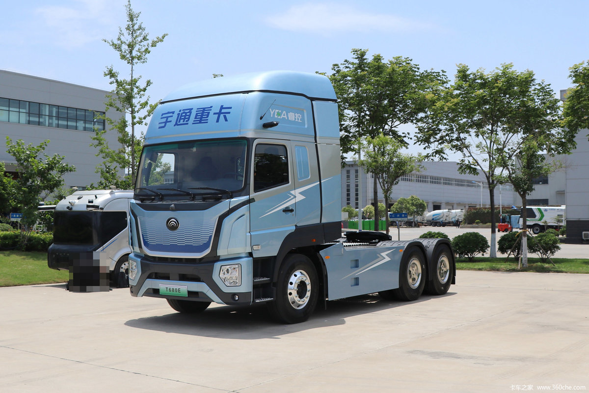 【图】宇通重卡 T680E 6X4 换电式纯电动牵引车513kWh_实拍图片_1691292_卡车之家