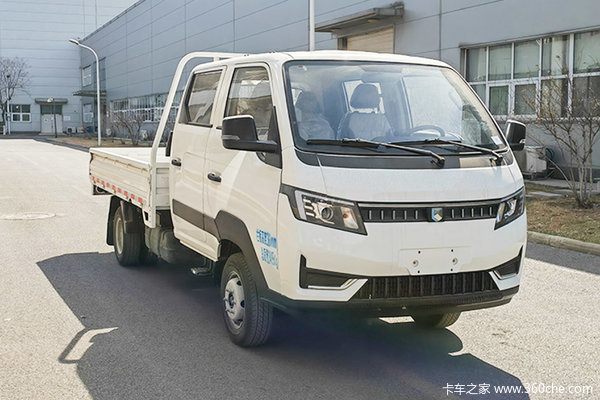 蓝擎汽车 凌R 1.6L 122马力 汽油 3.05米双排栏板微卡(YTQ1031PHQ332)