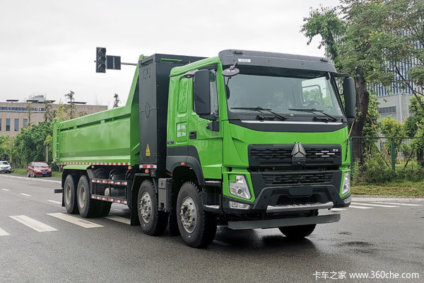 中国重汽成都商用车 V7-X 31T 8X4 8米换电式纯电动自卸车(ZZ3317V3267Z11SEV)282kWh