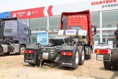 中国重汽 HOWO TH7重卡 530马力 6X4 AMT自动档LNG牵引车(国六)(ZZ4257V384HF1LB)