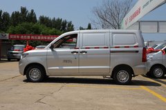 五菱 宏光V 2022款 劲取版 99马力 1.5L 汽油 2座厢式运输车(国六)