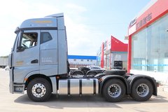 江淮 格尔发K7重卡 660马力 6X4 AMT自动挡牵引车(带液缓)(HFC4252P1K8E33KS)