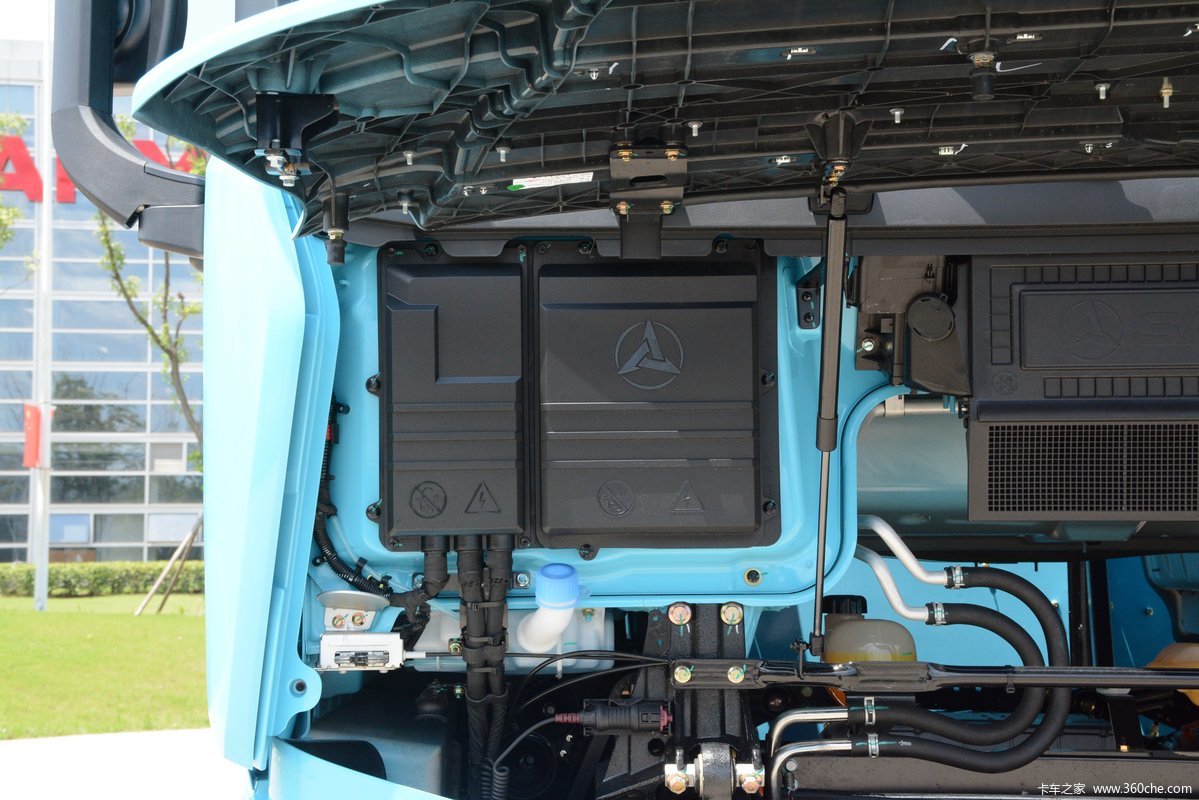 【图】三一重卡 EV-550 江山版 6X4 纯电动牵引车(SYM42503S1BEV1)_实拍图片_1711718_卡车之家