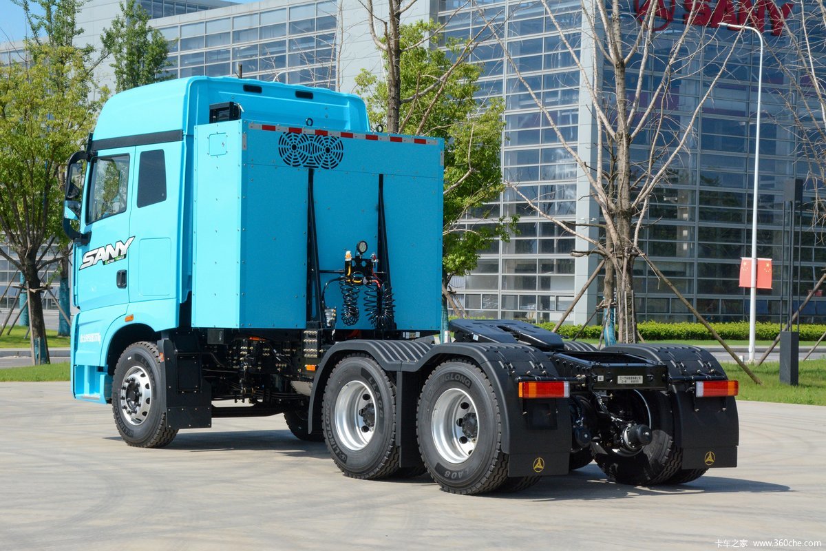 【图】三一重卡 EV-550 江山版 6X4 纯电动牵引车(SYM42503S1BEV1)_实拍图片_1711733_卡车之家
