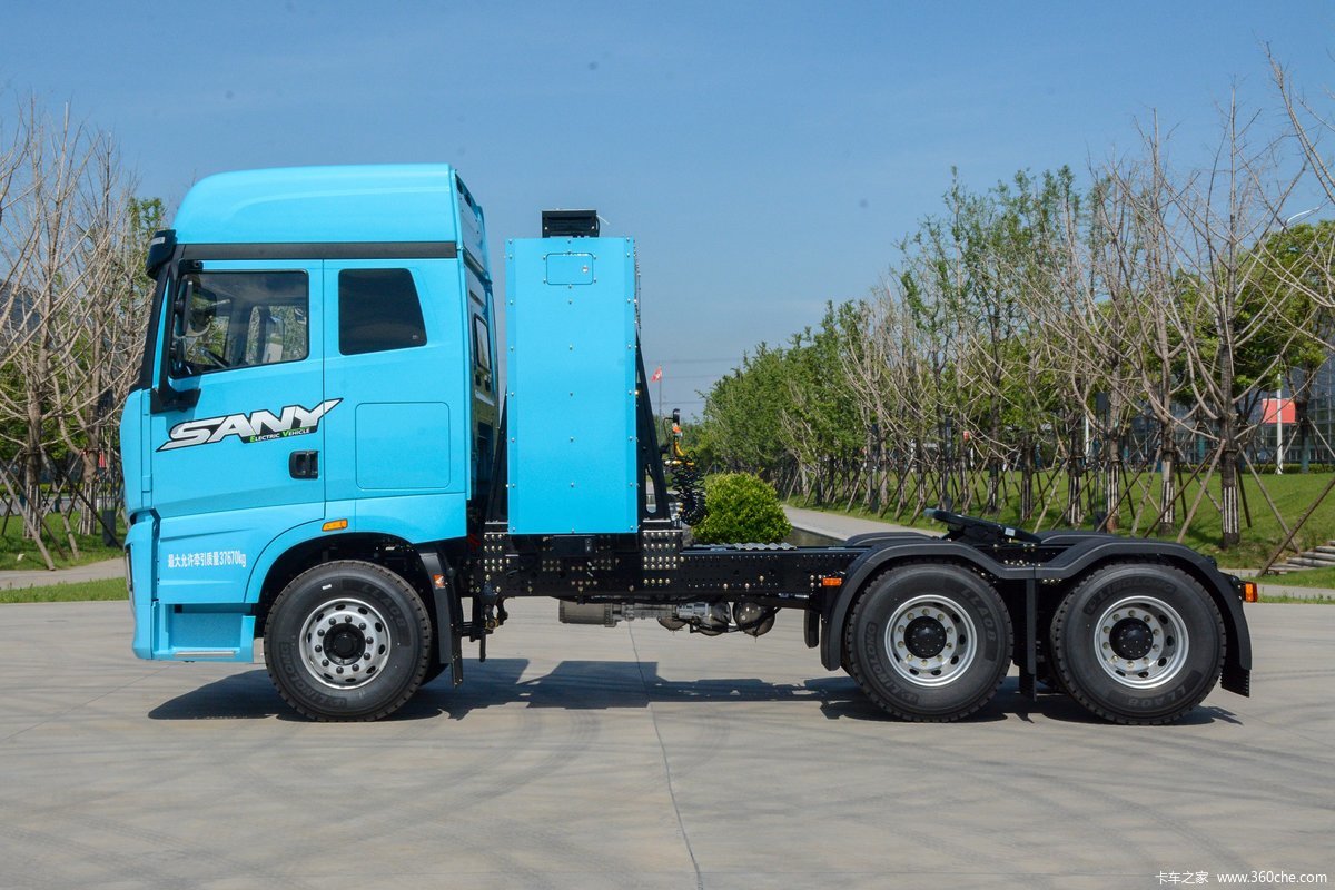 【图】三一重卡 EV-550 江山版 6X4 纯电动牵引车(SYM42503S1BEV1)_实拍图片_1711733_卡车之家