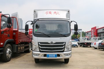 福田 时代领航M5 151马力 3.8米排半仓栅式轻卡(万里扬6档)(BJ5046CCY9PBA-53)