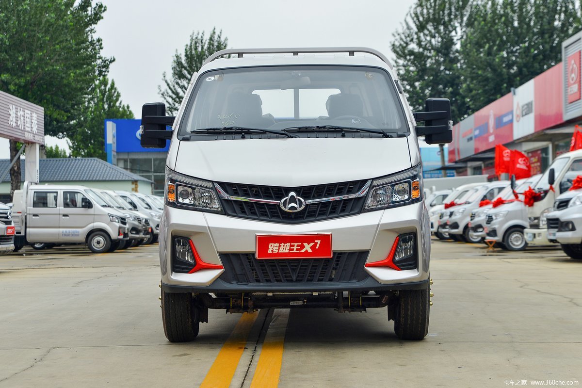 长安跨越王X7 2.0L 122马力 CNG 3.7米单排栏板小卡