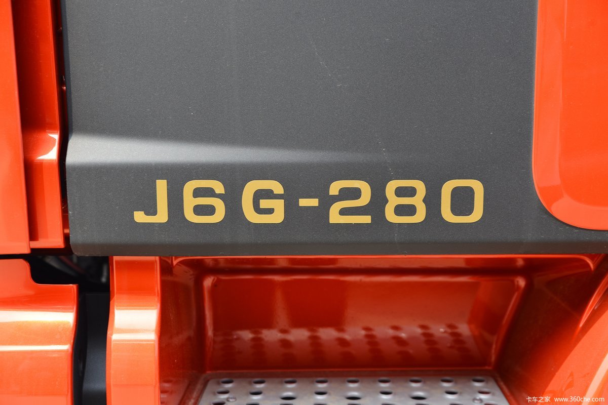 һ J6G 캽 280 4X2 9.6ʽػ(CA5181XYKP62K1L5E6)                                                