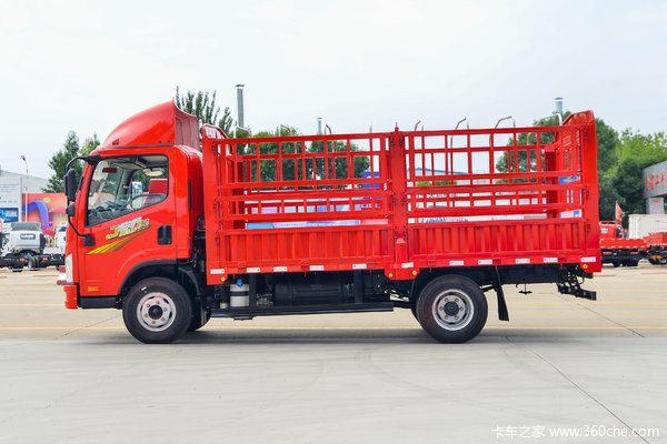 渭南市 解放 J6F 130马力 4.16米单排仓栅式轻卡