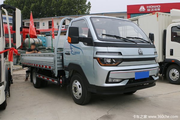 中国重汽HOWO 小将 115马力 3.6米单排栏板小卡