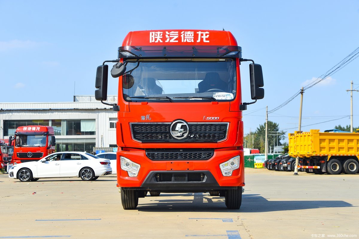 陕汽重卡 德龙L5000 经典版 240马力 4X2 5.8米仓栅式载货车