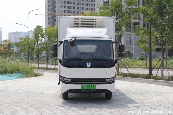 远程 星智H8E-PRO 2023款 智运版 4.5T 4.02米单排纯电动冷藏车(JGL5047XLCBEVGP3)100.46kWh