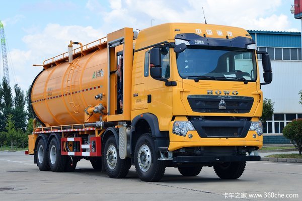 中国重汽 HOWO TX7 430马力 8X4 清洗吸污车(JYJ5317GQWF)