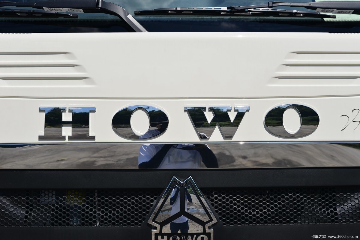 й HOWO TX 350 8X4 Һ(JYJ5317TGYF2)                                                