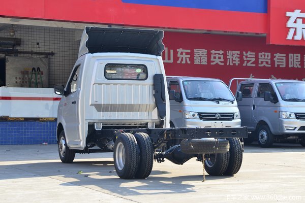 小霸王W18载货车武汉市火热促销中 让利高达0.5万