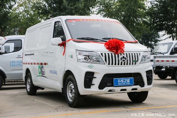长安凯程 新长安睿行M60 2023款 舒适型 1.6L 105马力 CNG 2座封闭货车(背掀门)(国六)