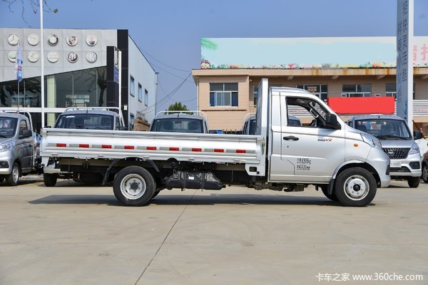 福田 祥菱V2 1.6L 122马力 汽油 2.55米双排仓栅式微卡(BJ5030CCY3AV7-52)