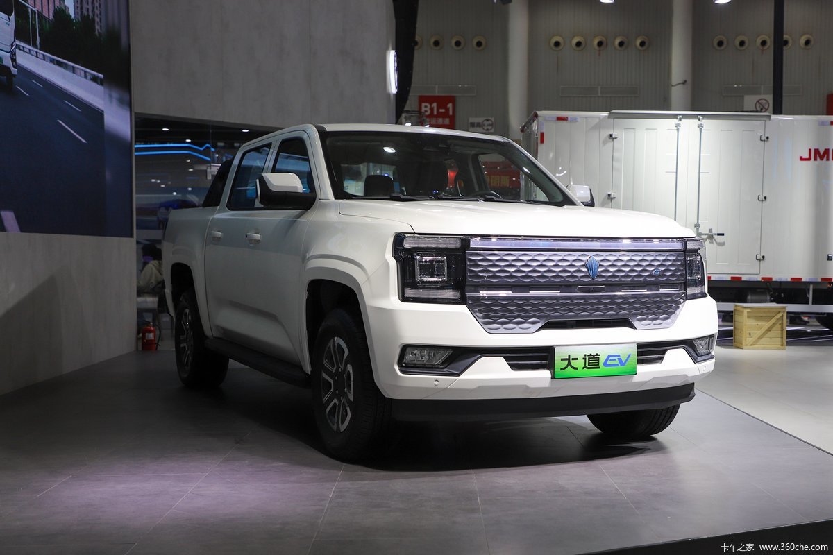 江铃 大道EV 标准续航GL 两驱 双排纯电动皮卡63.75kWh