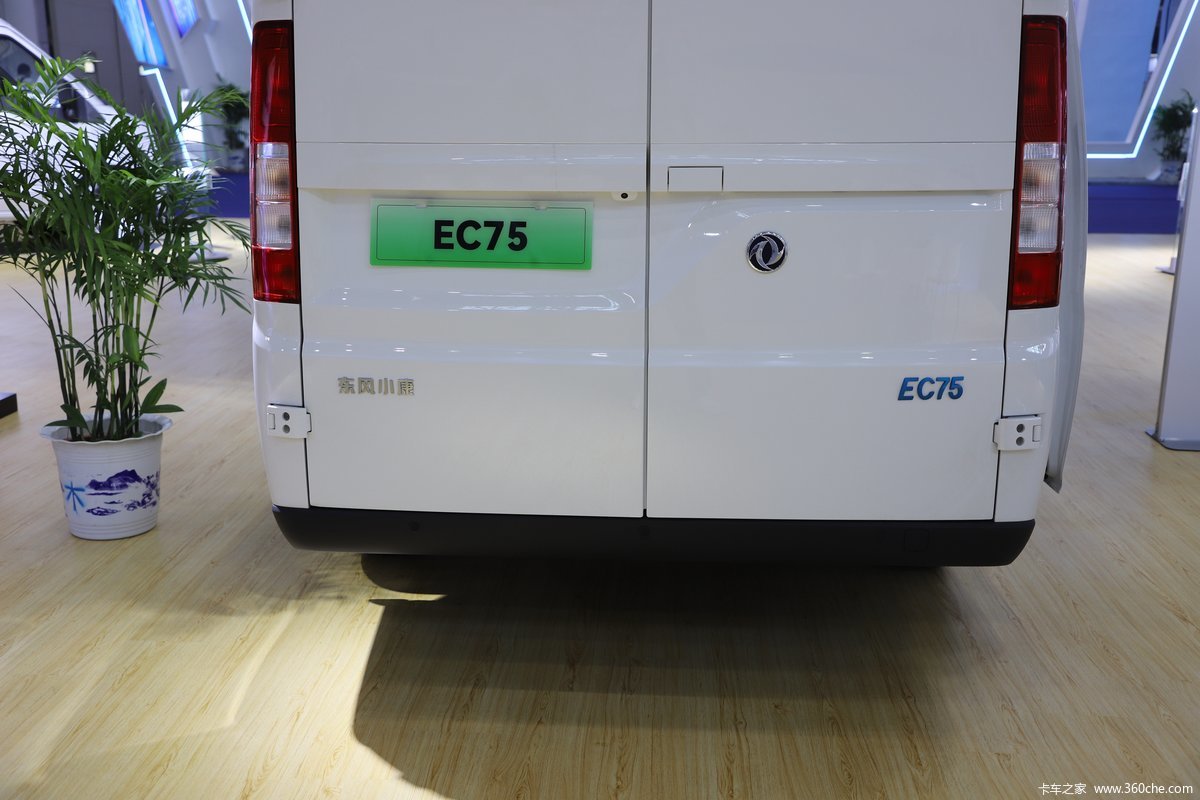 EC75 ׼ Խ͢ 3T 2 5.13״綯ջ41.85kWh