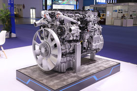 Benz OM系列 发动机外观                                                图片