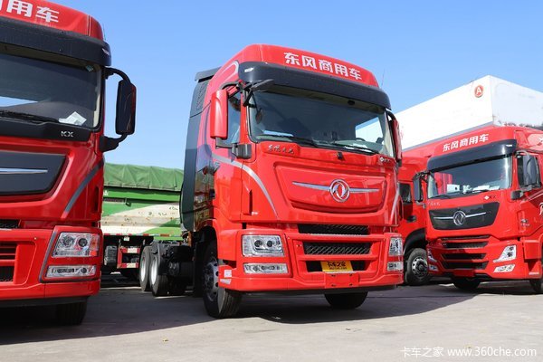 东风商用车 天龙旗舰KX 嵘耀版 530马力 6X4 LNG自动档牵引车(DFH4250DX13)