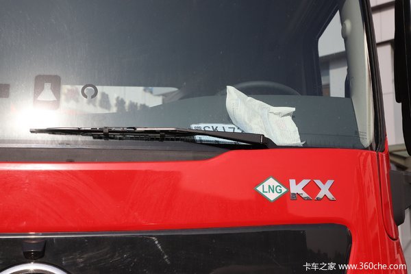购天龙旗舰KX牵引车，享高达0.3万优惠！