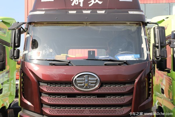 解放J6V牵引车辽阳市火热促销中 让利高达0.98万