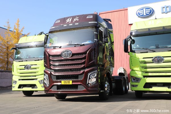 一汽解放 J6V重卡 精英版 530马力 6X4 LNG牵引车(双气罐)(CA4250P66M25T1A3E6)