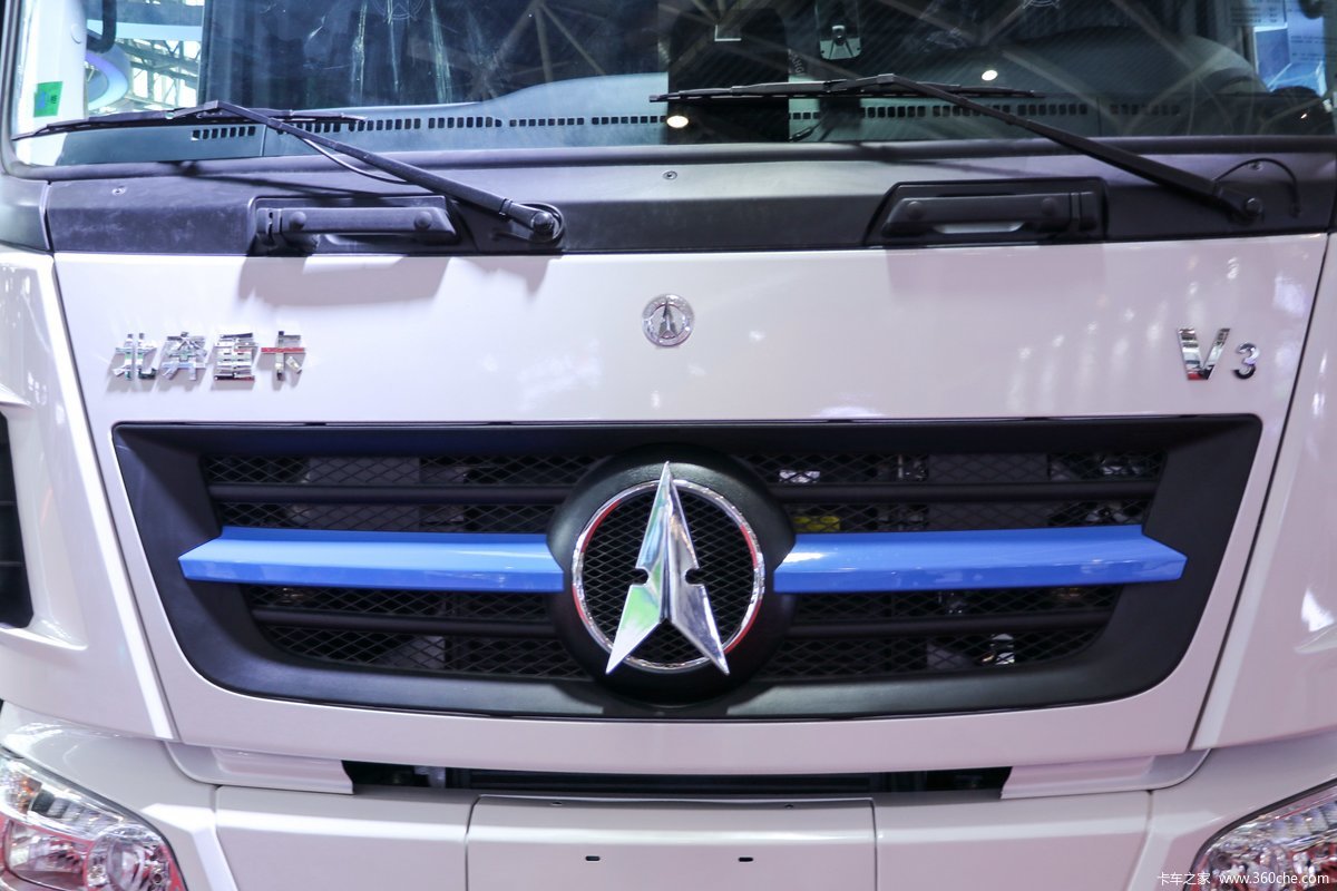 【图】北奔 V3重卡 25T 6X4 插电式混合动力牵引车(ND4250BBXJ7Z00PHEV)105kWh_实拍图片_1788600_卡车之家