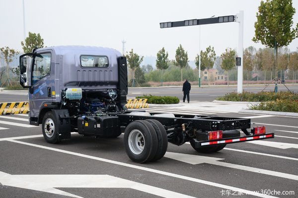 中国重汽HOWO 统帅 170马力 4.15米单排厢式轻卡