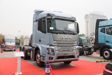 江淮 格尔发X5重卡 500马力 6X4 LNG牵引车(HFC4251P4N8E38S)