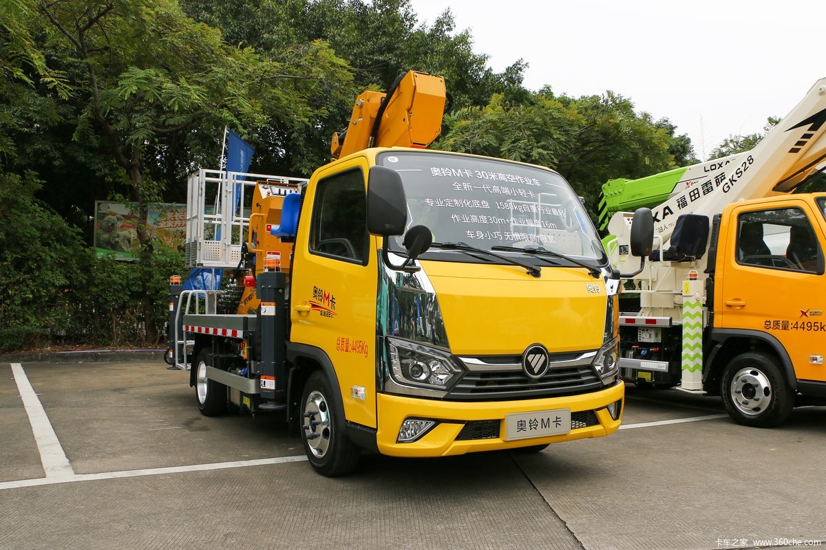 福田 奥铃M卡 122马力 4X2 高空作业车