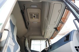 解放JH6 冷藏车驾驶室                                               图片