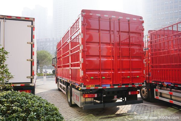 限时特惠，立降0.3万！济南市解放JH6载货车系列疯狂促销中