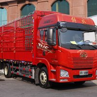 青岛解放 JH6重卡 420马力 8X4 9.4米载货车(CA1310P25K2L7T4E5A80)