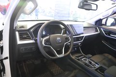 中国重汽 豪沃S6 2024款商用豪华版 2.0T柴油 190马力 自动两驱 长轴双排皮卡