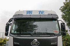 东风柳汽 乘龙H7 陆航版 580马力 4X2 LNG自动档牵引车(LZ4180H7AM1)