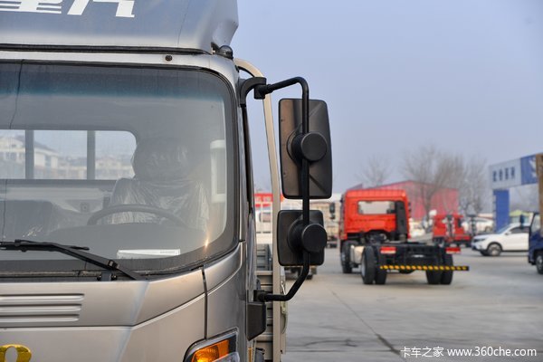中国重汽HOWO 悍将 170马力 4.85米排半仓栅式载货车(ZZ5127CCYH4515F1)