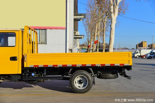 深圳3.36米栏板货车限时一口价仅4.98万