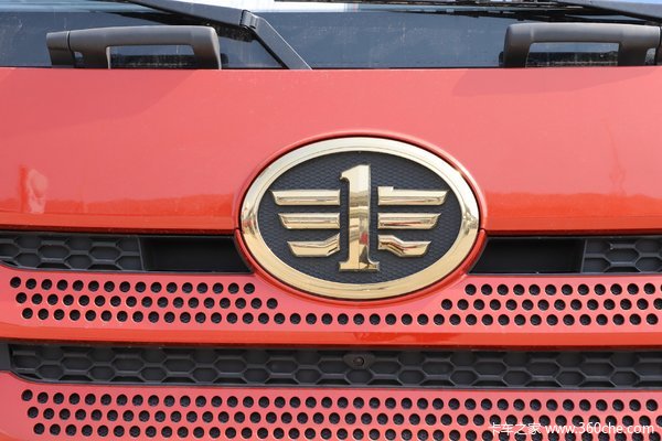 一汽解放J6G(280马力)国六载货车，红色现车