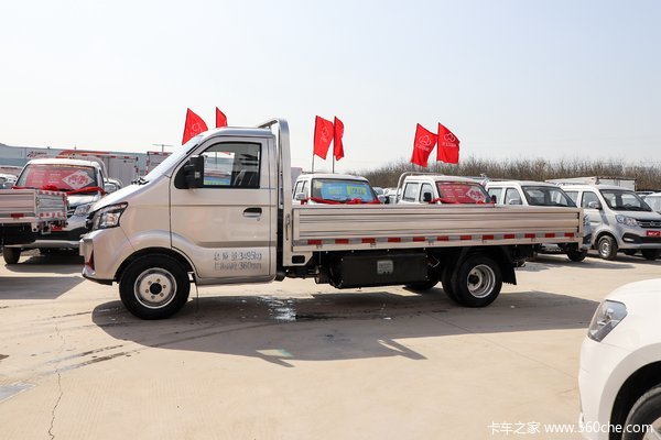 跨越王X7载货车济宁市火热促销中 让利高达0.3万