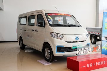 长安跨越 跨越星V5 客运豪华版 2.6T 6座 4.495米纯电动轻客38.64kWh