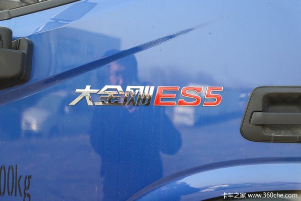 限时特惠，立降0.8万！上海大金刚ES5自卸车系列疯狂促销中