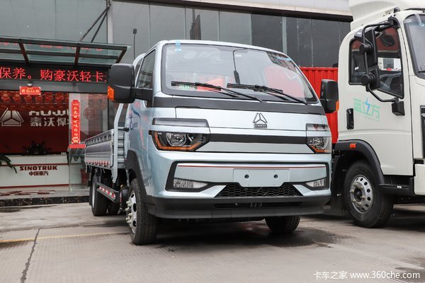 中国重汽HOWO 小将 115马力 3.95米单排厢式小卡